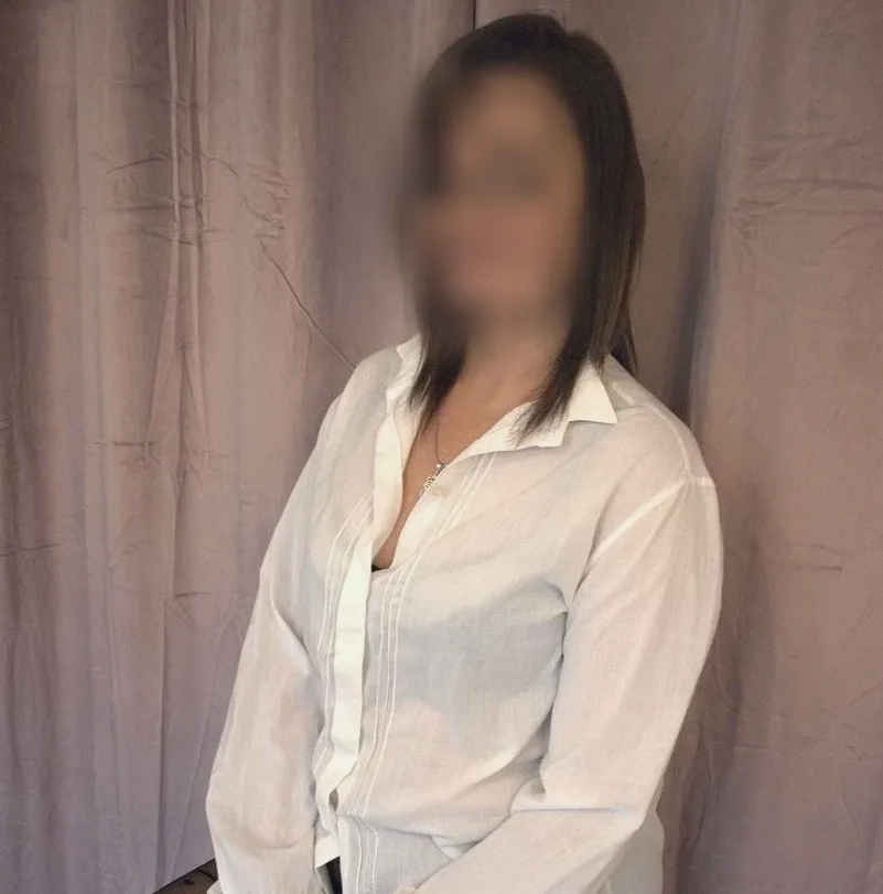 Hayley, 38