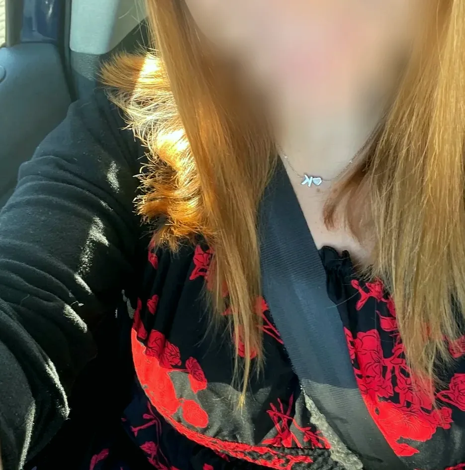 Leanne, 31