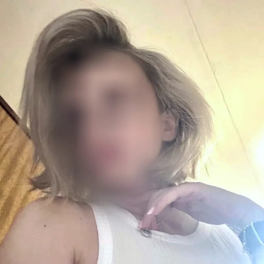 Leila, 28
